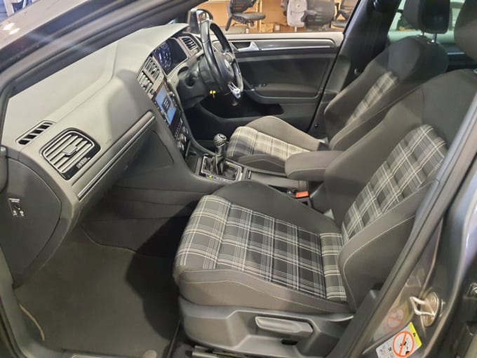 2025 Volkswagen Golf