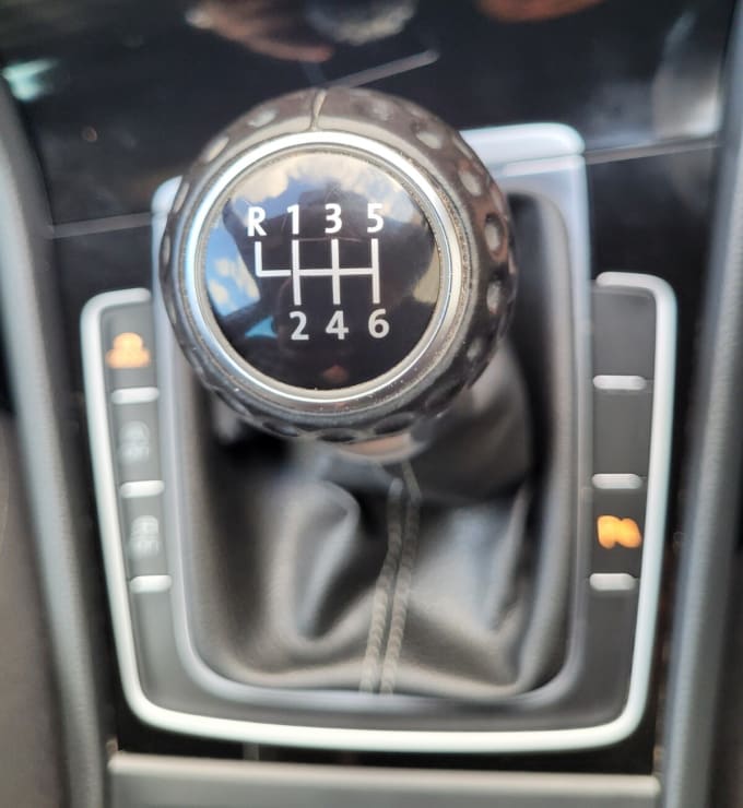 2025 Volkswagen Golf