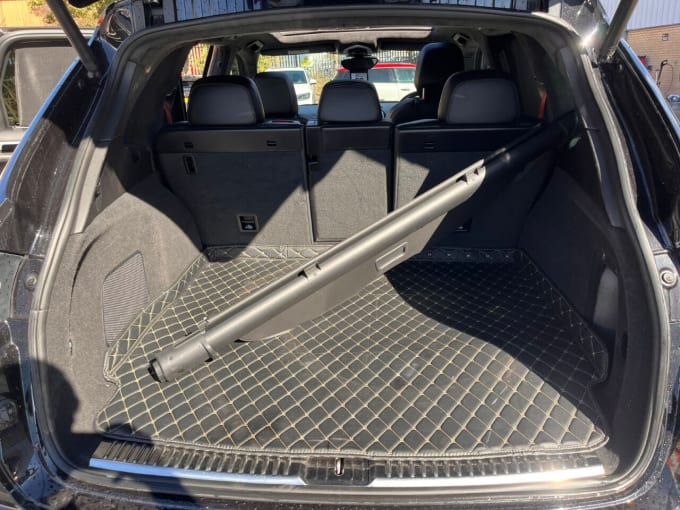 2025 Porsche Cayenne