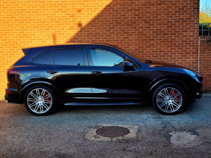 2025 Porsche Cayenne