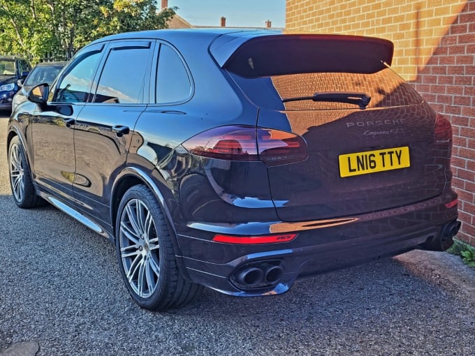 2025 Porsche Cayenne