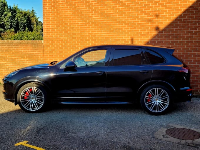 2025 Porsche Cayenne