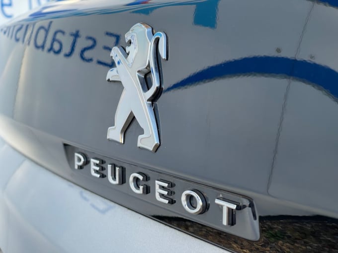 2022 Peugeot 3008
