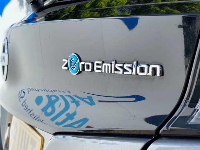 2024 Nissan Leaf