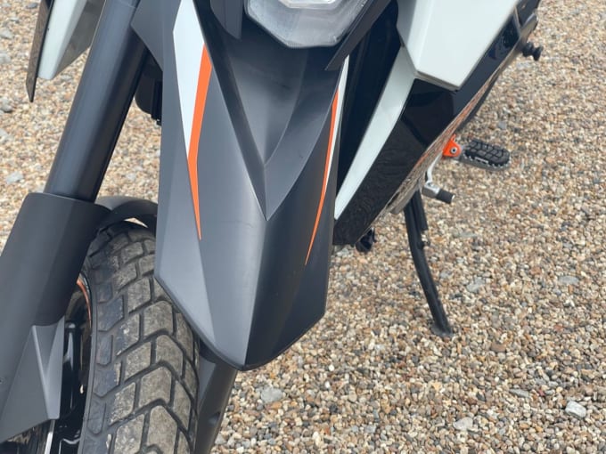 2025 Ktm 990 Supermoto R 13