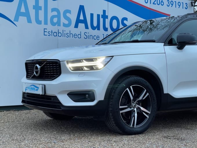 2025 Volvo Xc40