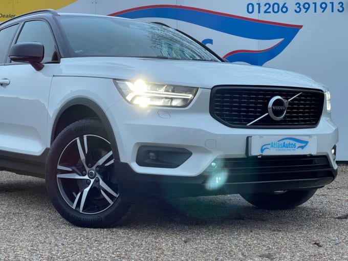 2025 Volvo Xc40