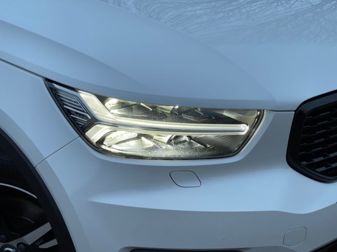 2025 Volvo Xc40