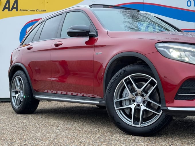 2025 Mercedes-benz Glc