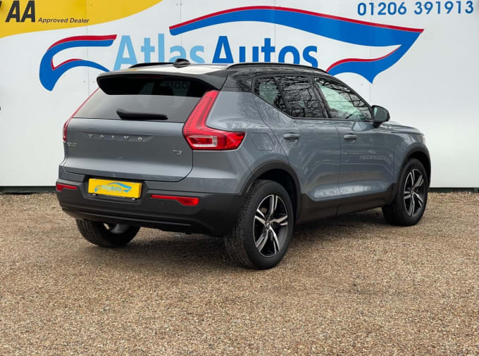 2025 Volvo Xc40