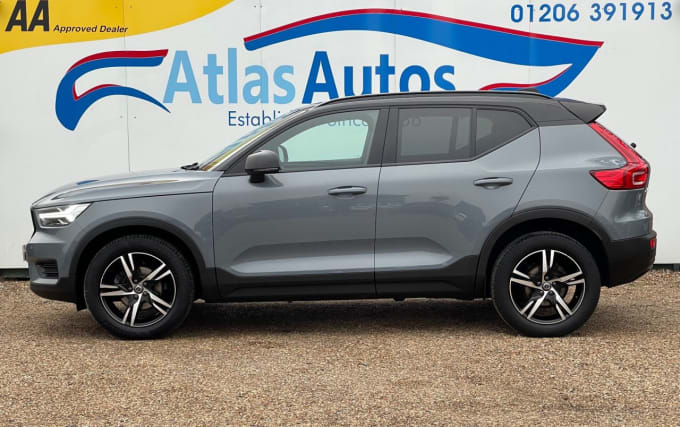 2025 Volvo Xc40