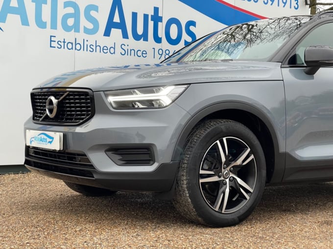 2025 Volvo Xc40