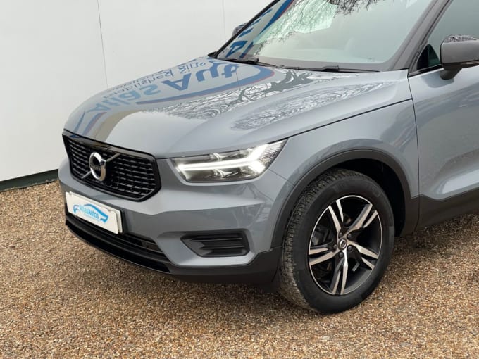 2025 Volvo Xc40