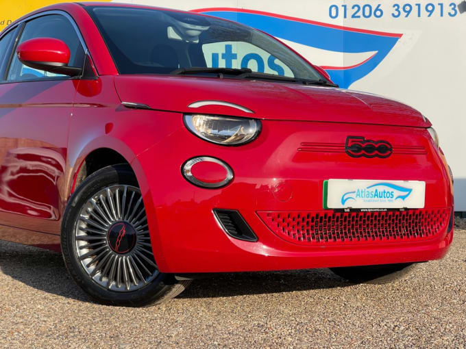 2025 Fiat 500e