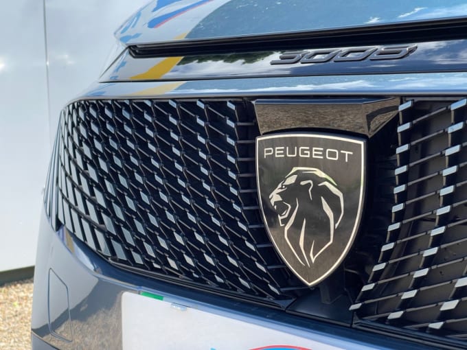 2025 Peugeot E-3008