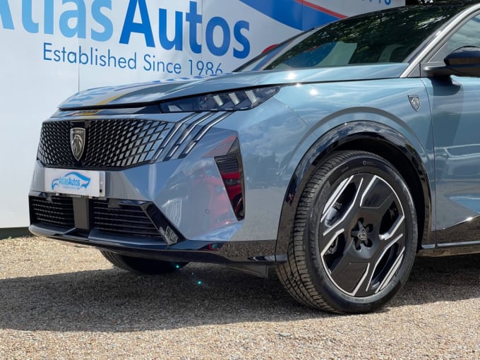 2025 Peugeot E-3008
