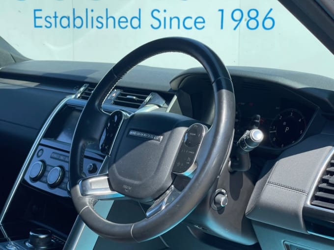 2025 Land Rover Discovery