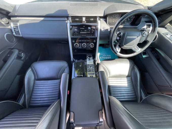 2025 Land Rover Discovery