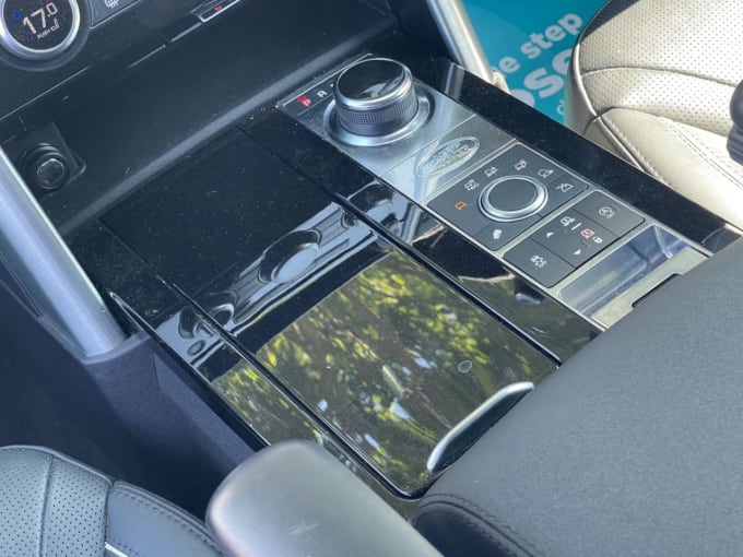 2025 Land Rover Discovery