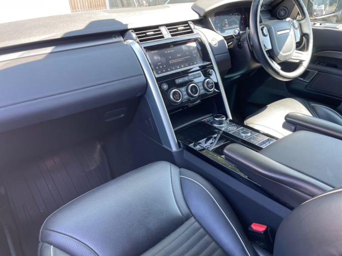 2025 Land Rover Discovery
