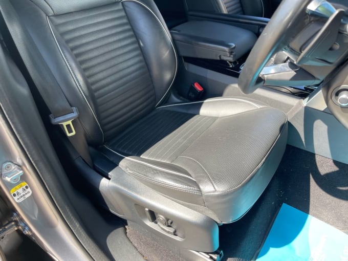 2025 Land Rover Discovery