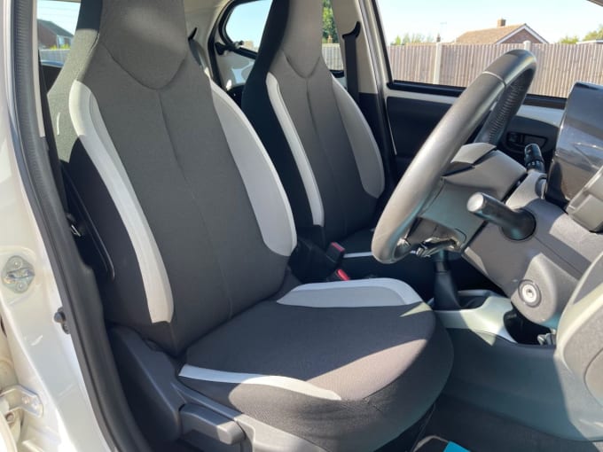2025 Toyota Aygo