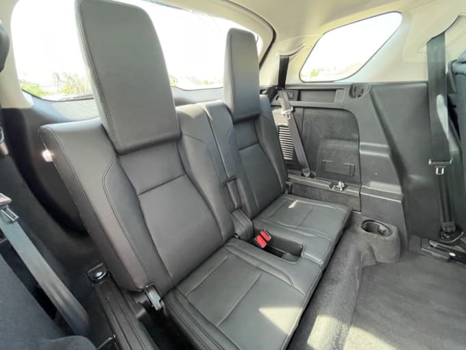 2025 Land Rover Discovery Sport