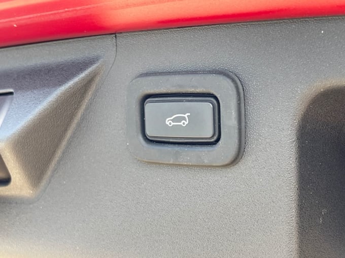 2025 Land Rover Discovery Sport