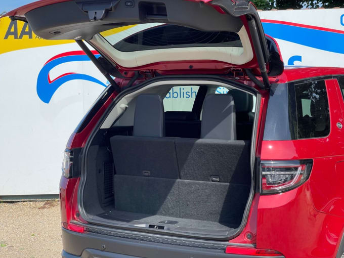 2025 Land Rover Discovery Sport