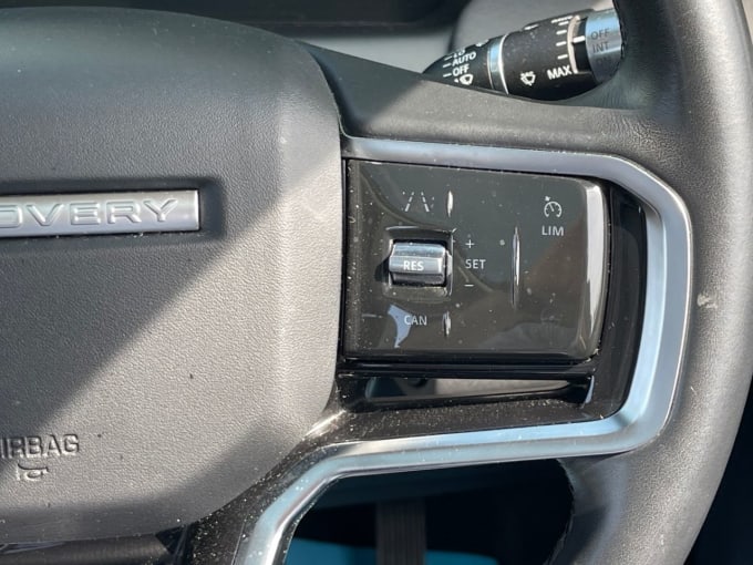 2025 Land Rover Discovery Sport