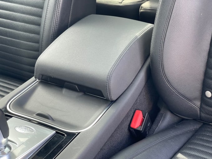 2025 Land Rover Discovery Sport