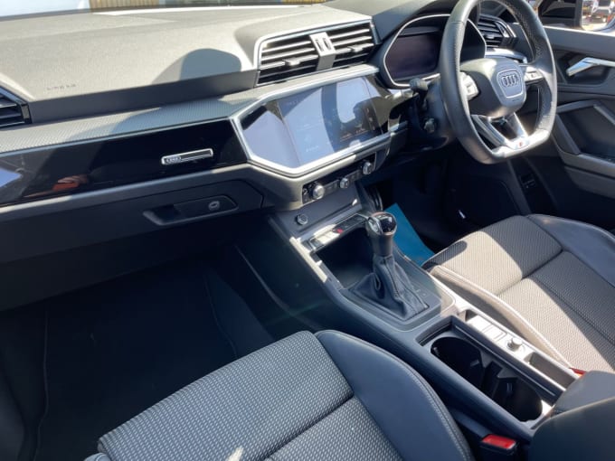 2025 Audi Q3