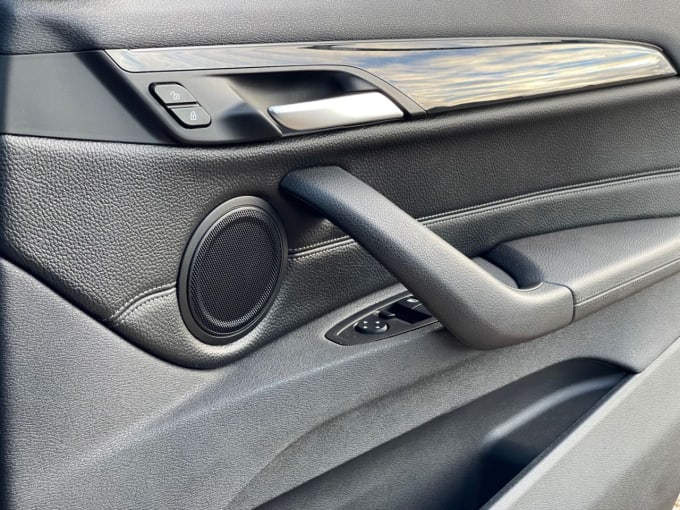 2025 BMW X1