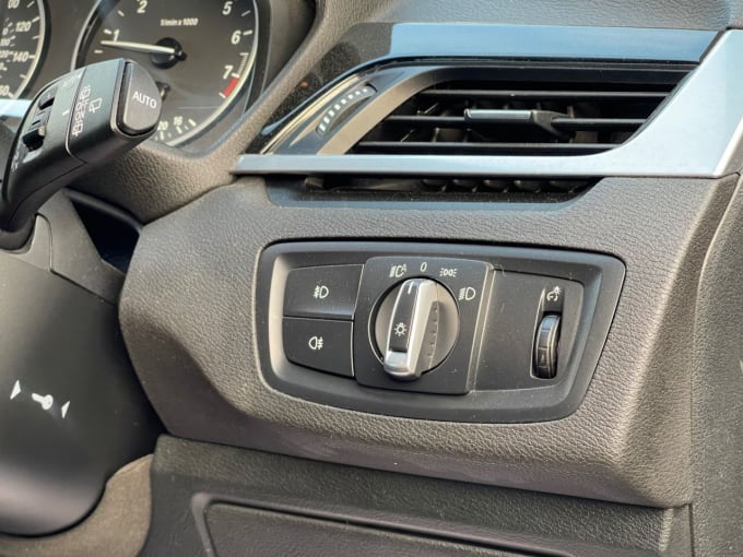 2025 BMW X1