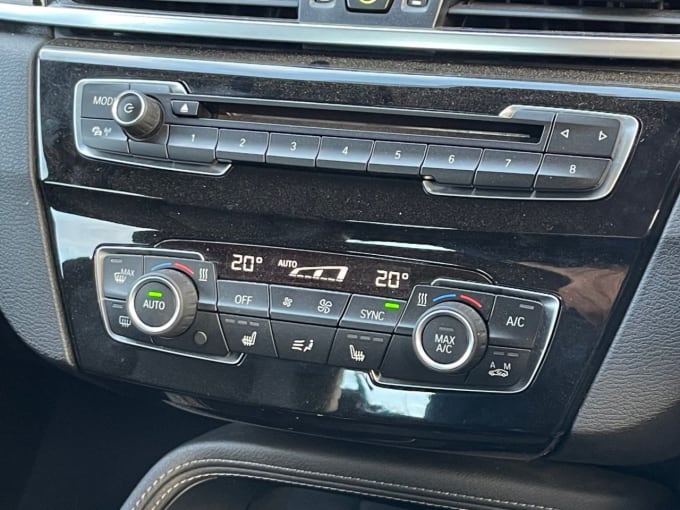 2025 BMW X1