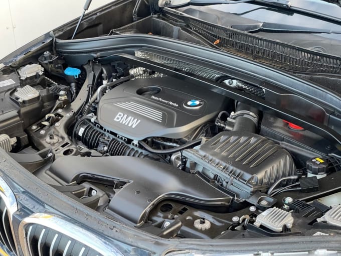 2025 BMW X1