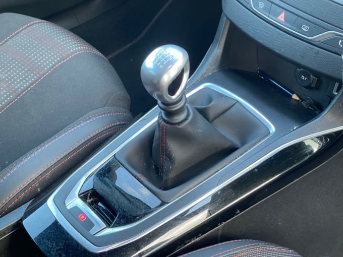 2025 Peugeot 308