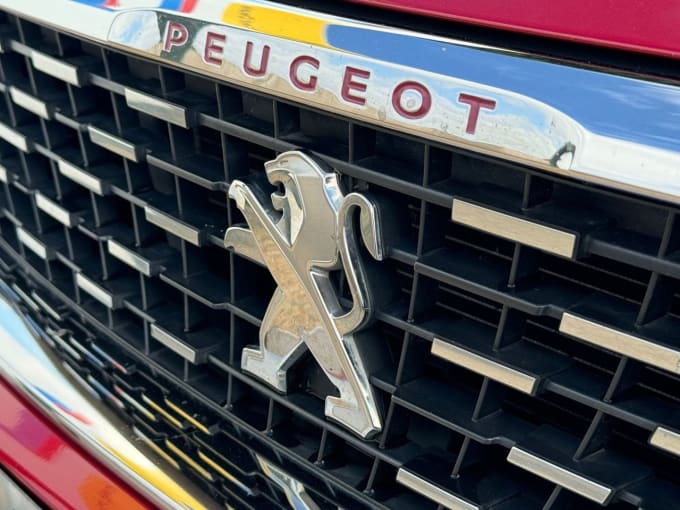 2025 Peugeot 308