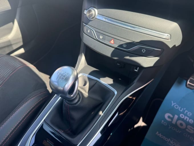 2025 Peugeot 308