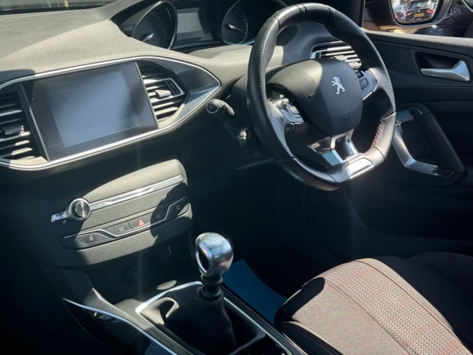 2025 Peugeot 308