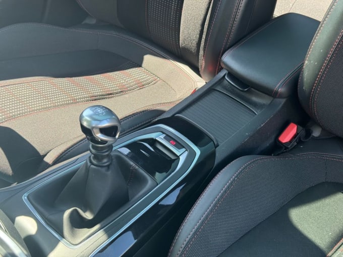 2025 Peugeot 308