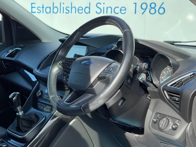 2025 Ford Kuga