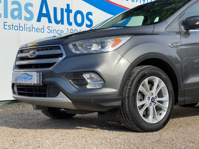 2025 Ford Kuga