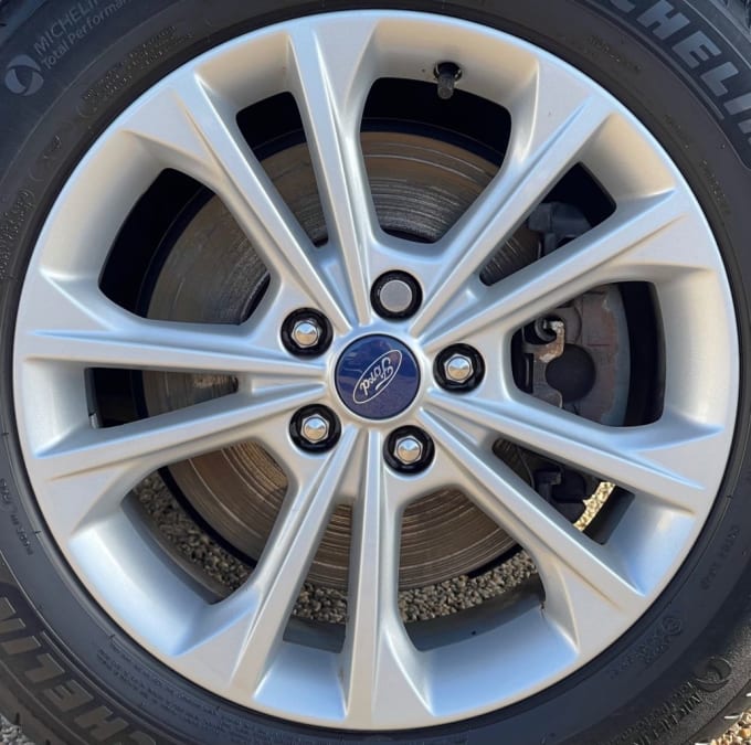 2025 Ford Kuga