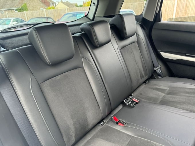 2025 Suzuki Vitara