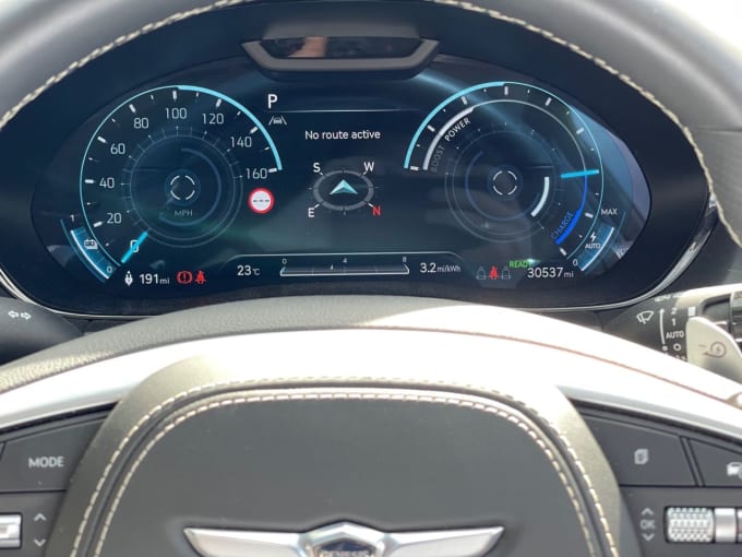 2025 Genesis Gv70