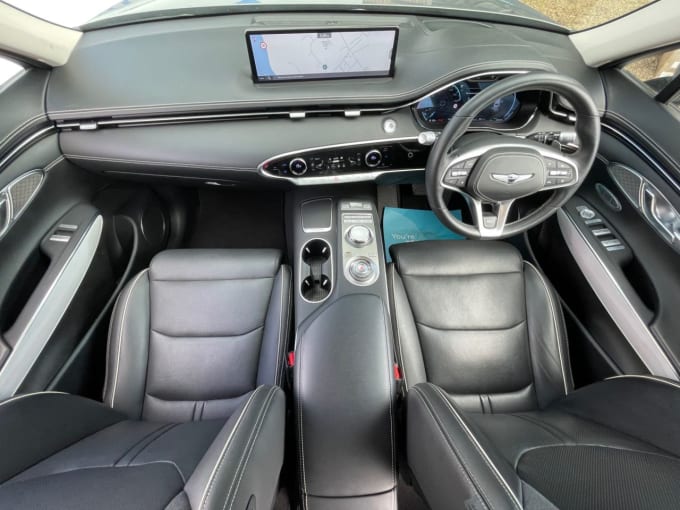 2025 Genesis Gv70