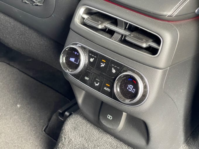 2025 Genesis Gv70