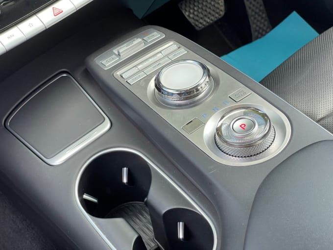 2025 Genesis Gv70