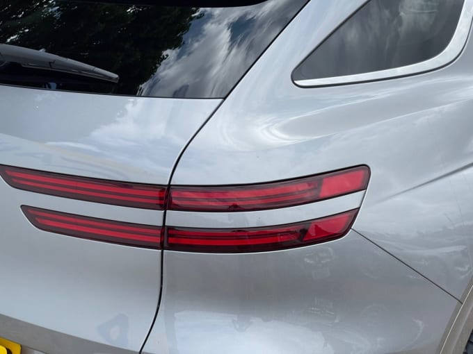 2025 Genesis Gv70